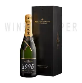 Шампанское Moet & Chandon Grand Vintage wooden box 1995 0.75 л