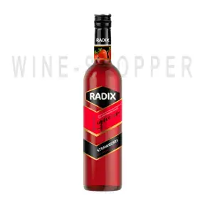 Ликер Radix Strawberry 0.7 л