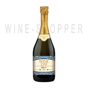 Игристое вино Wine Day White Brut 0.75 л
