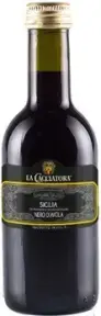 Вино La Cacciatora Nero d'Avola Sicilia DOC 2021 0.25 л