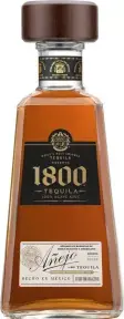 Текила Jose Cuervo 1800 Anejo 0.75 л