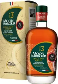 Виски Moon Harbour Dock 3 Single Malt Chateau Pipeau, gift box, 0.7 л