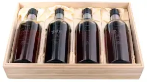 Виски Nikka 70th Anniversary, wooden case with 4 bottles, 0.7 л