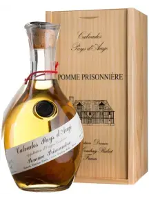 Кальвадос Calvados Pays d'Auge Pomme Prisonniere, wooden box, 1 л