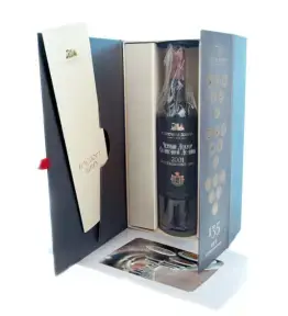 Вино Солнечная Долина Черный Доктор Солнечной Долины, 2001, в подарочной упаковке, 0.75 л