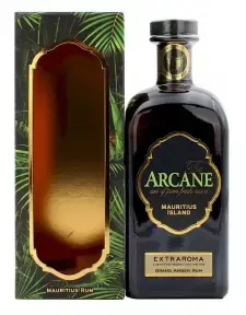 Ром The Arcane Extraroma Grand Amber 12 Years Old gift box 0.7 л