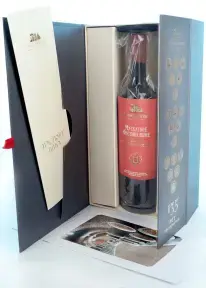 Вино  Мускатное Фестивальное Солнечная Долина Розовое 2001 в подарочной упаковке, 0.75 л