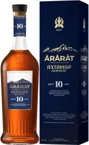 Коньяк Арарат Ахтамар 10-летний, в подарочной упаковке, 0.7 л