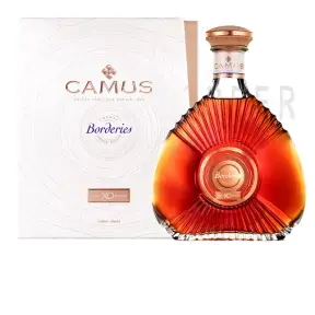 Коньяк Camus XO Borderies Family Reserve, gift box 0.7 л