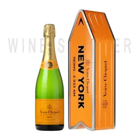 Шампанское Veuve Clicquot Cuvee Brut White Arrow 0.75 л