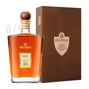 Граппа Grappa Affinata in botti da Porto gift box 0.7 л