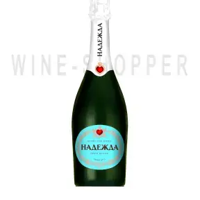 Игристое вино Nadezhda Brut 0.75 л