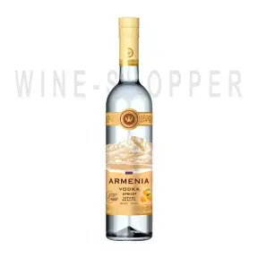 Водка Armenia Osobaja Apricot 0.5 л
