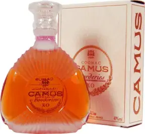 Коньяк Camus XO Borderies, gift box 0.05 л