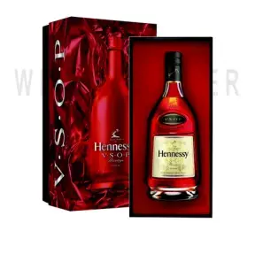 Коньяк Hennessy VSOP, gift box End of Year 2020, 0.7 л