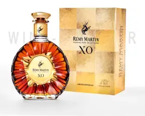 Коньяк Remy Martin XO Atelier Thiery , gift box 0.7 л