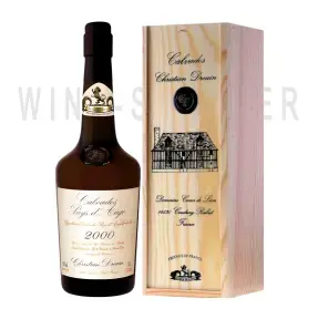 Кальвадос Coeur de Lion Calvados Pays d'Auge 2000 wooden box 0.7 л