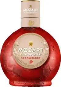 Ликер Mozart White Chocolate Cream Strawberry, 0.5 л