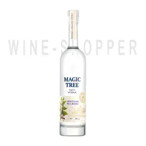 Водка Magic Tree Mulberry 0.25 л