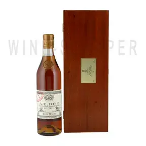 Коньяк A.E. Dor №7 Vieille Reserve in wooden box 0.7 л