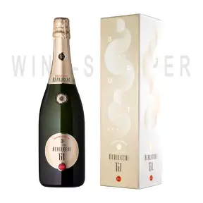 Игристое вино Guido Berlucchi 61 Franciacorta Brut DOCG gift box 0.75 л