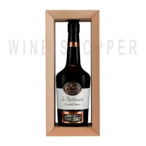 Кальвадос Christian Drouin Calvados Pays d'Auge 1987 wooden box 0.7 л