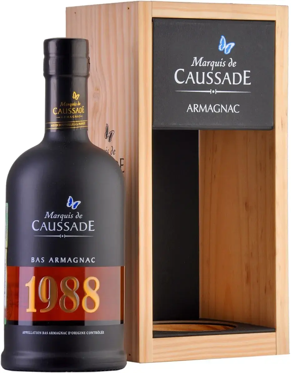 Арманьяк Marquis de Caussade Bas Armagnac AOC 1988 wooden box 0.7 л