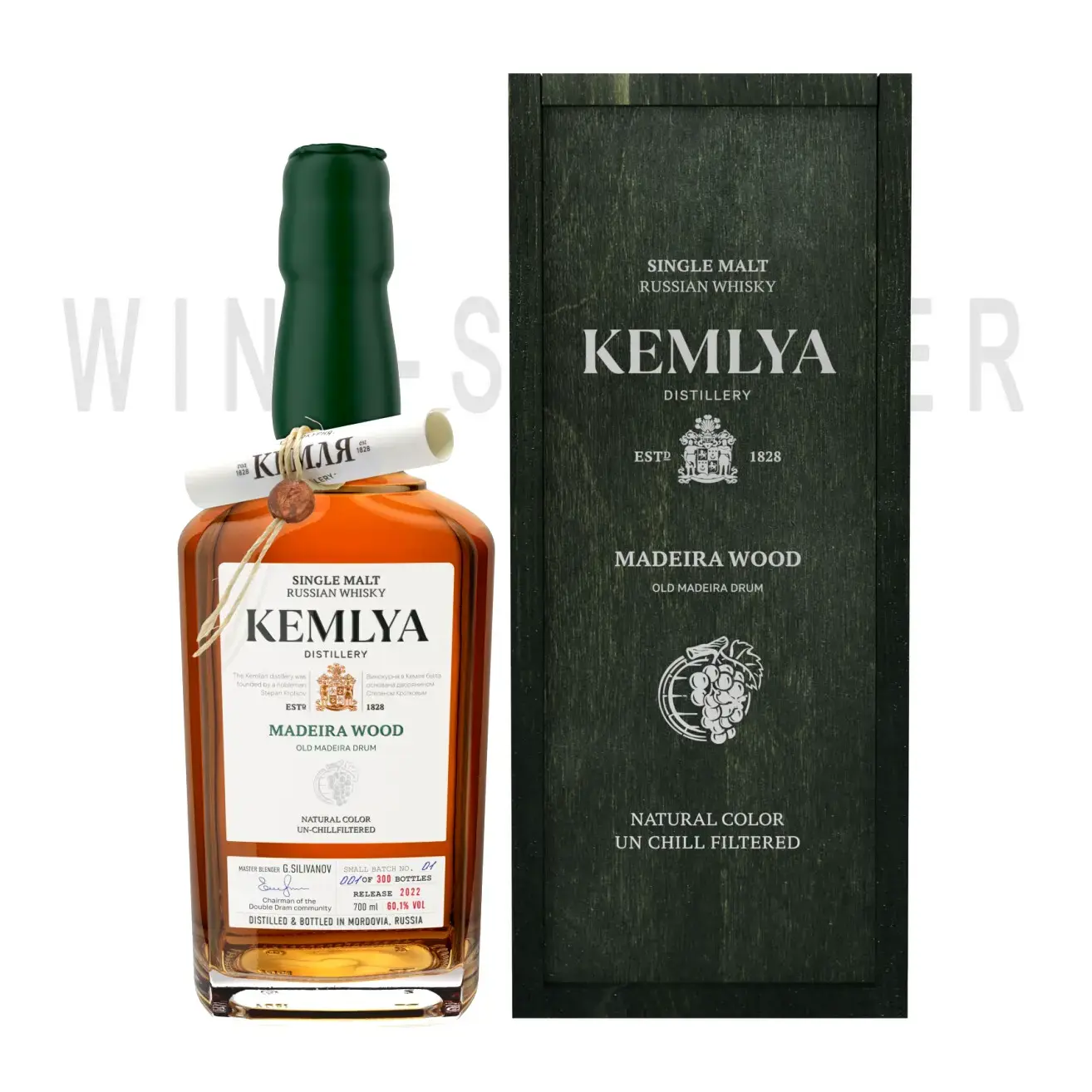 Виски Kemlya Madeira Wood wooden box 0.7 л