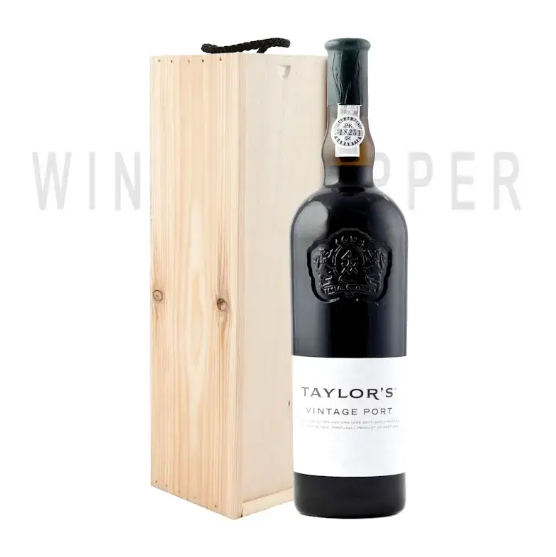 Портвейн Taylor's Vintage Port in wooden box 1994 0.75 л