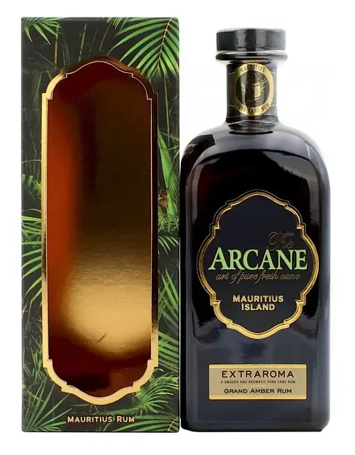 Ром The Arcane Extraroma Grand Amber 12 Years Old gift box 0.7 л