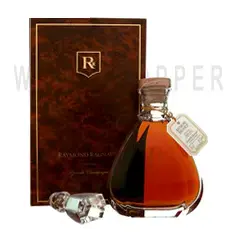 Коньяк Raymond Ragnaud Hors d'Age in cristal decanter gift box 0.7 л