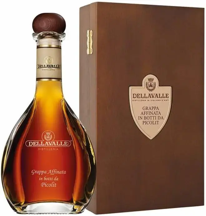 Граппа Grappa Affinata in botti da Picolit gift box 0.7 л