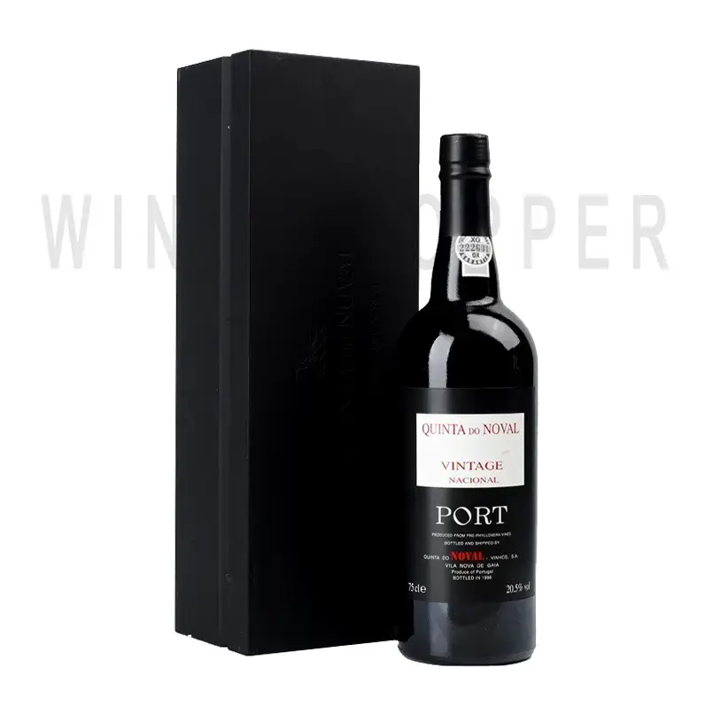Портвейн Quinta do Noval Nacional Vintage gift box 2001 0.75 л