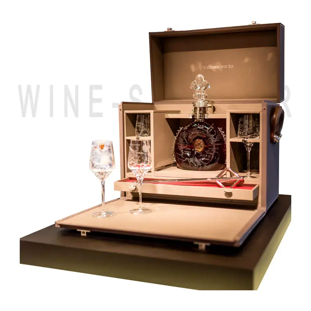 Коньяк Remy Martin Louis XIII, gift box 3 л