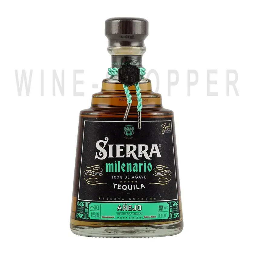 Текила Sierra Milenario Anejo 0.7 л