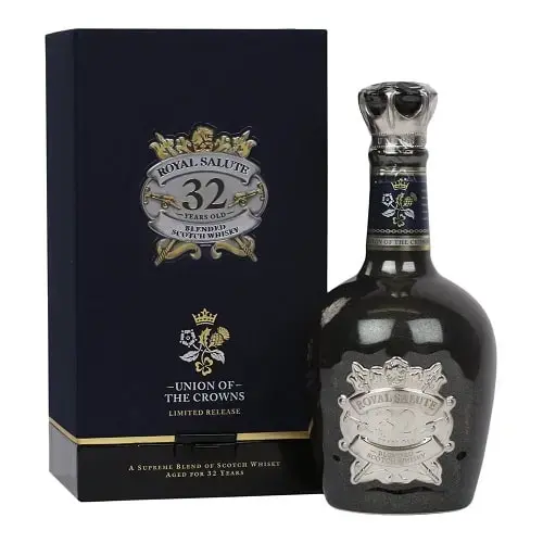Виски Chivas Regal Royal Salute 32 Year Old Union of the Crowns 0.5 л