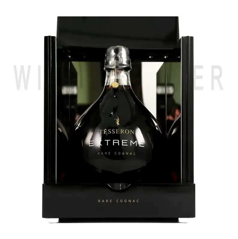 Коньяк Tesseron, Extreme, noir gift box 0.7 л
