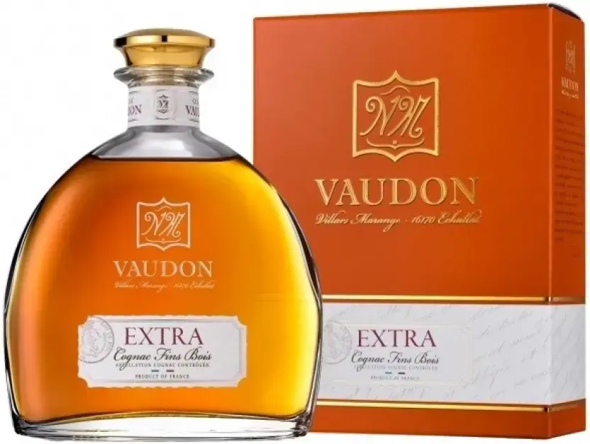Коньяк Vaudon Extra Cognac Fins Bois AOC carafe & gift box 0.7 л