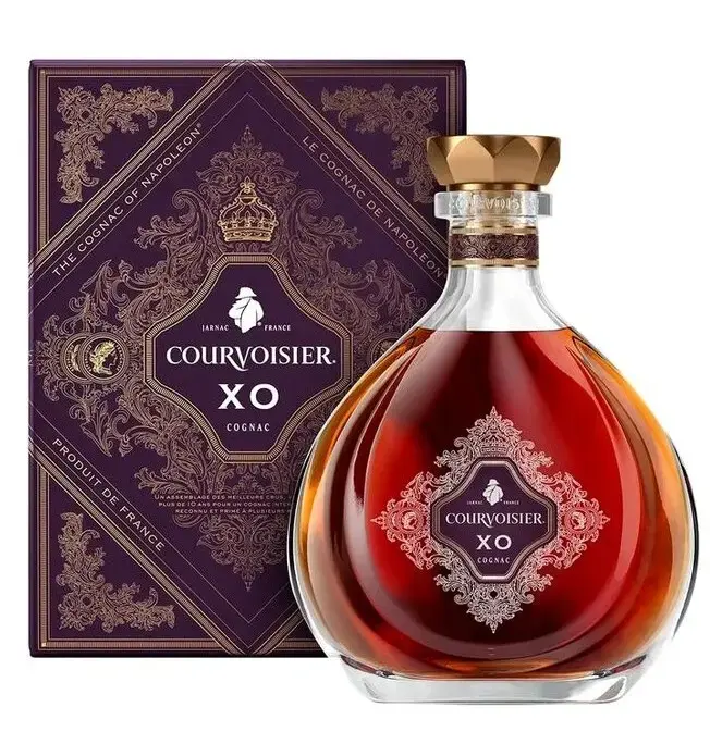 Коньяк Courvoisier XO Imperial, gift box 0.7 л