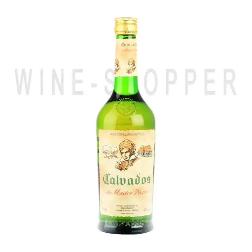 Кальвадос Calvados de Maitre Pierre 0.7 л