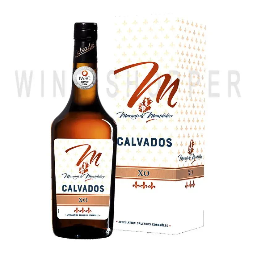 Водка Marquis De Montdidier XO Calvados AOC in gift box 0.7 л