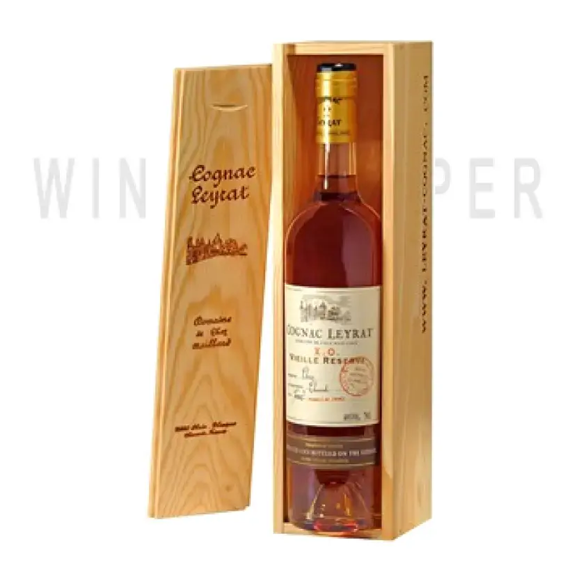 Коньяк Leyrat XO Vieille Reserve Wooden Case 0.7 л