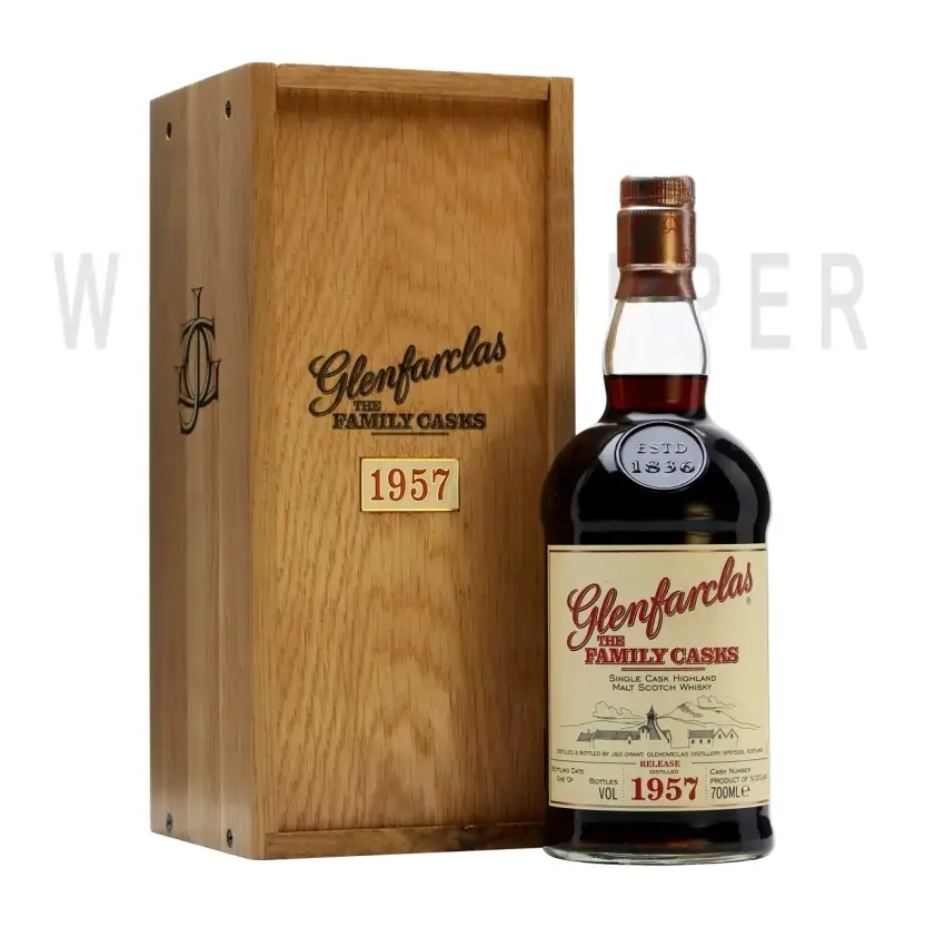 Виски Glenfarclas 1957 Family Casks in wooden box 0.7 л