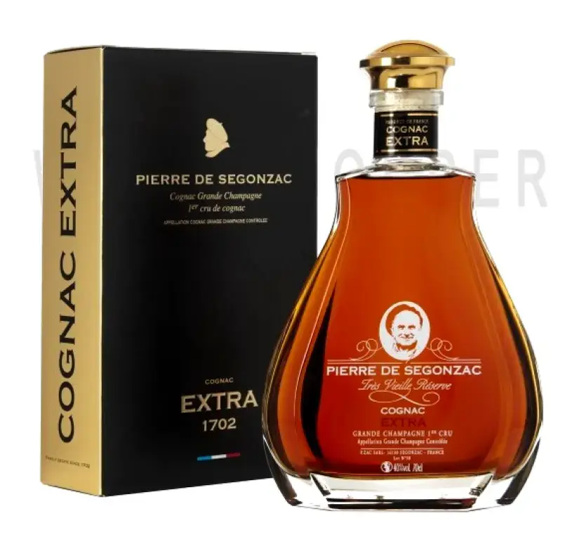 Коньяк Pierre de Segonzac Extra Tres Vieille Reserve Grande Champagne 1er Cru gift box 0.7 л