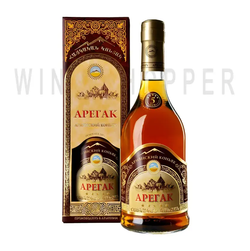 Коньяк Арегак 5 Звезд в подарочной коробке 0.5 л