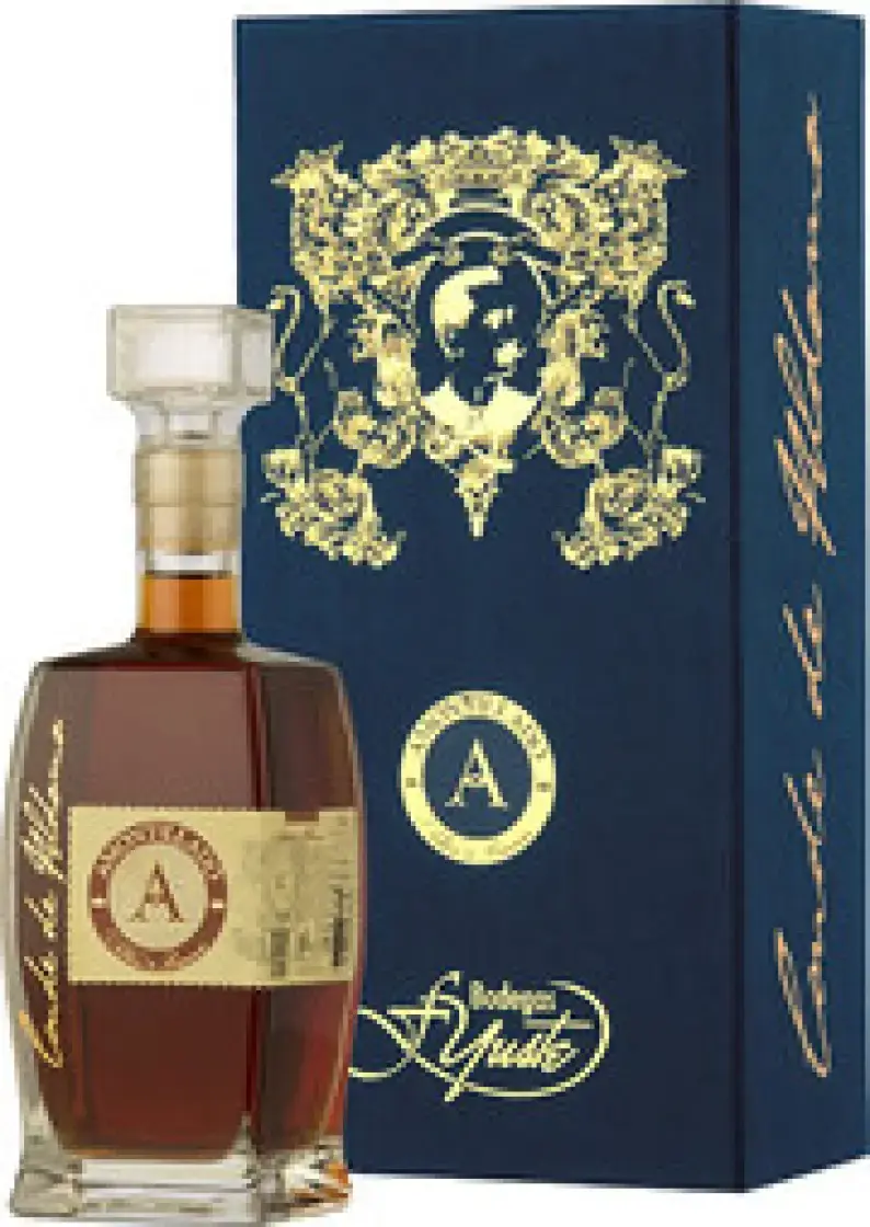 Бренди Bodegas Yuste Conde de Aldama Solera Gran Reserva Brandy de Jerez DO gift box 0.5 л